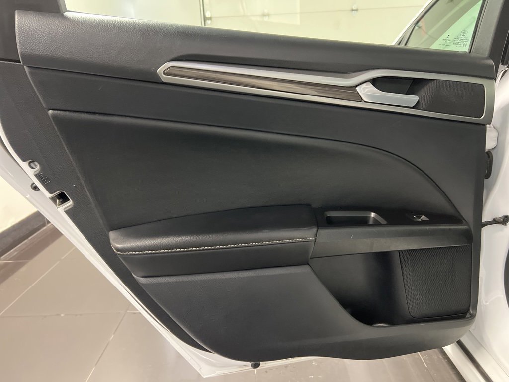 Certified 2020 Ford Fusion SEL image 33