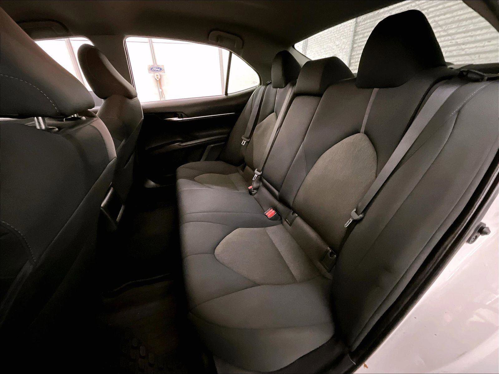 Used 2022 Toyota Camry LE FWD image 25