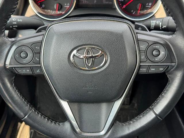 Used 2020 Toyota Camry XSE image 12
