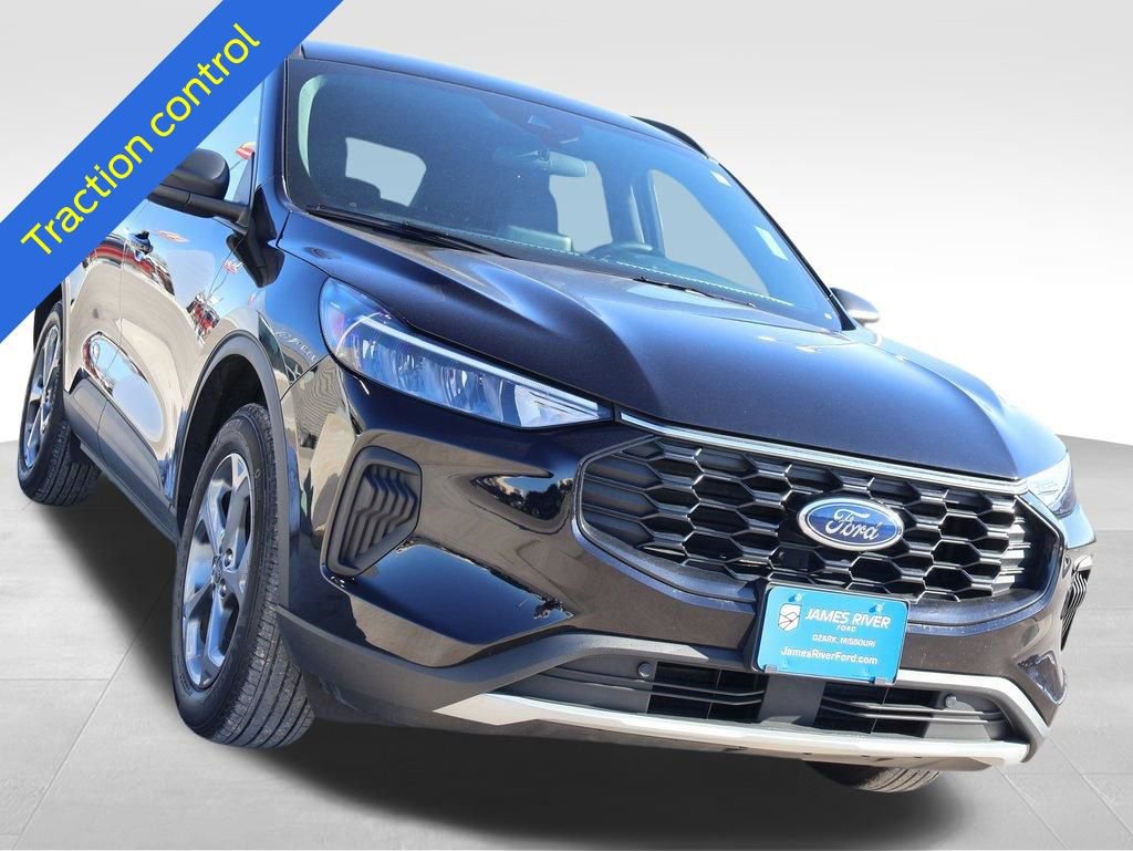 Certified 2025 Ford Escape ST-Line image 6