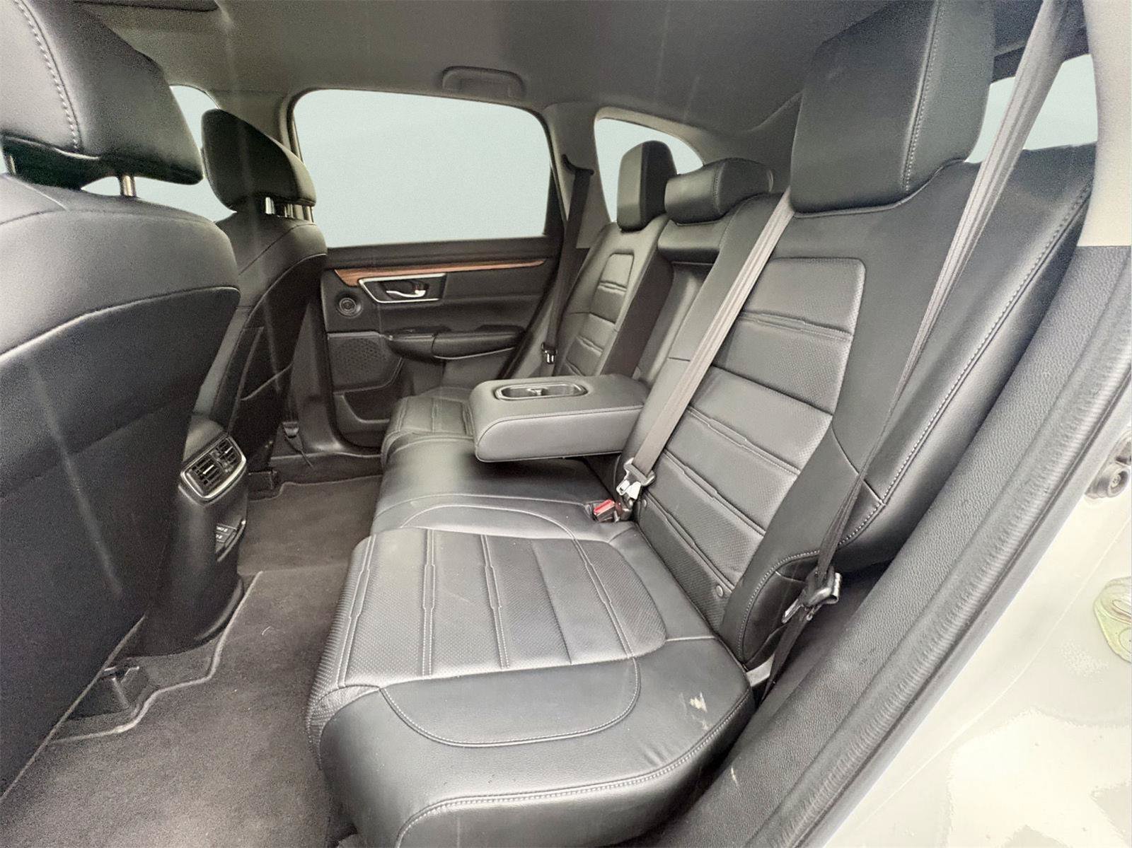 Used 2020 Honda CR-V Touring image 14