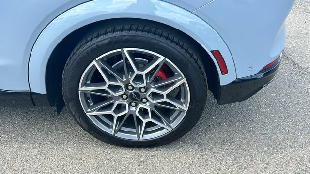 Certified 2024 Ford Mustang Mach-E GT AWD/4WD image 6