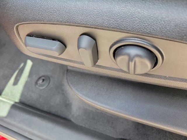 Used 2023 Chevrolet Traverse Premier w/ LPO, Floor Liner Package FWD image 26