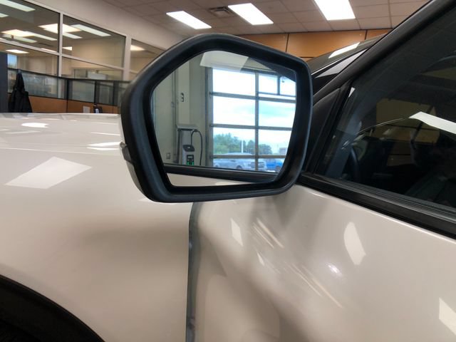 Certified 2022 Ford Explorer Limited w/ Equipment Group 301A AWD/4WD image 24