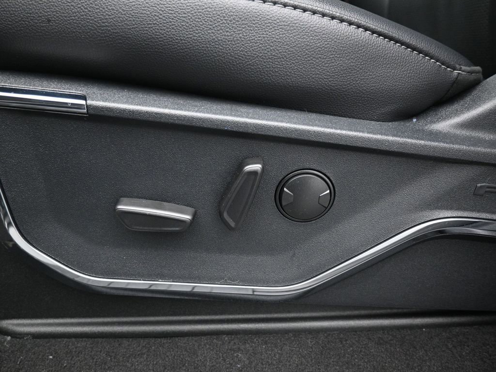 Certified 2024 Ford F250 Lariat w/ Tremor Off-Road Package image 37