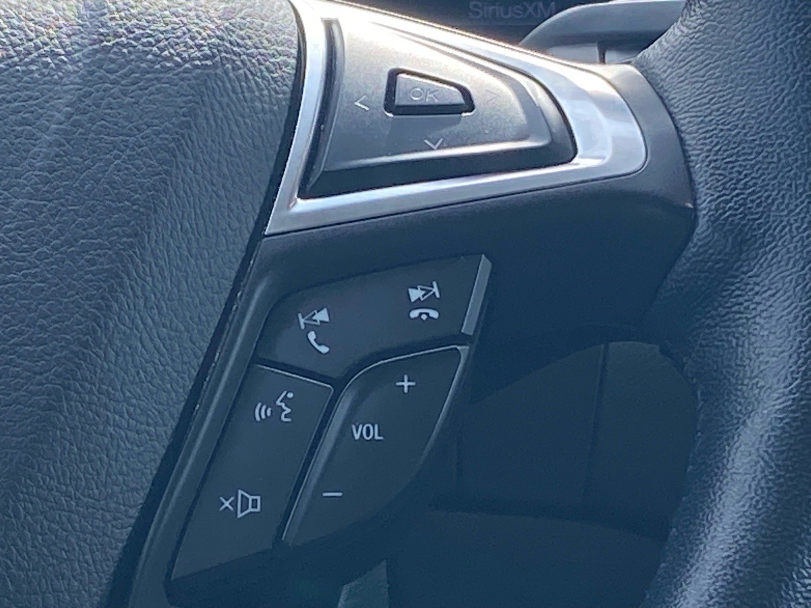 Certified 2023 Ford Edge SEL AWD/4WD image 8