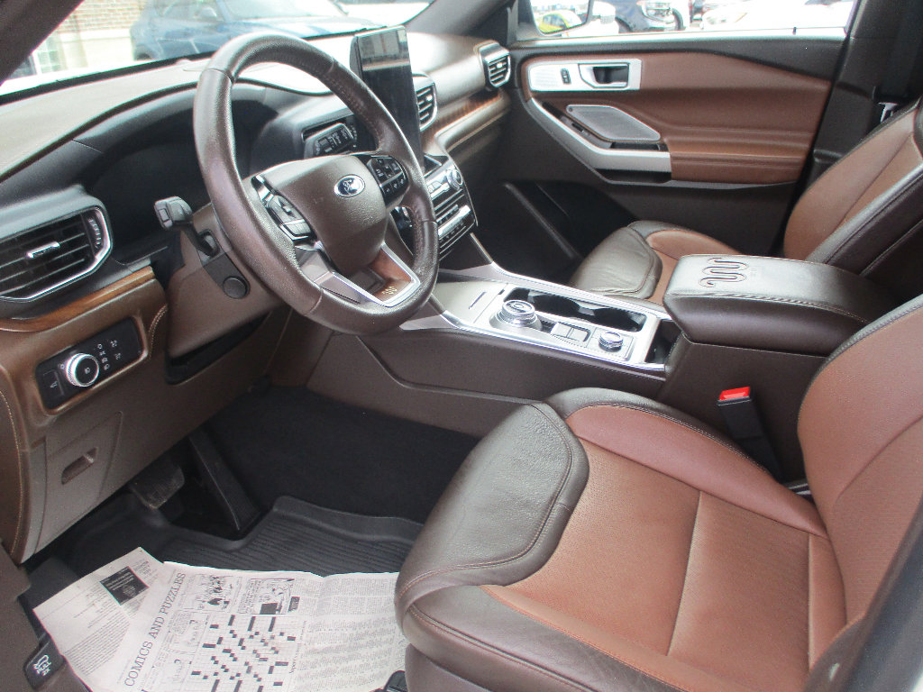 Certified 2021 Ford Explorer King Ranch w/ Premium Technology Package image 4