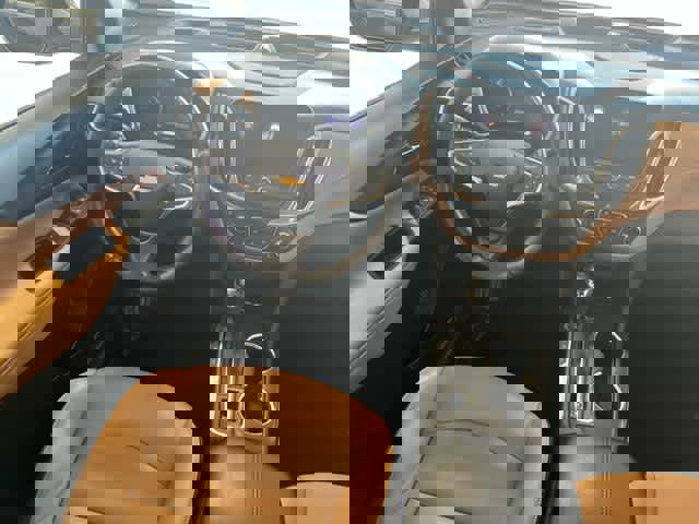 Used 2020 Chevrolet Equinox Premier image 11