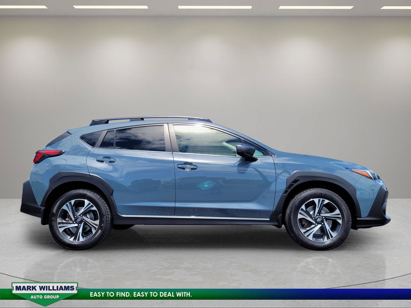 Used 2024 Subaru Crosstrek 2.0i Premium AWD/4WD image 2