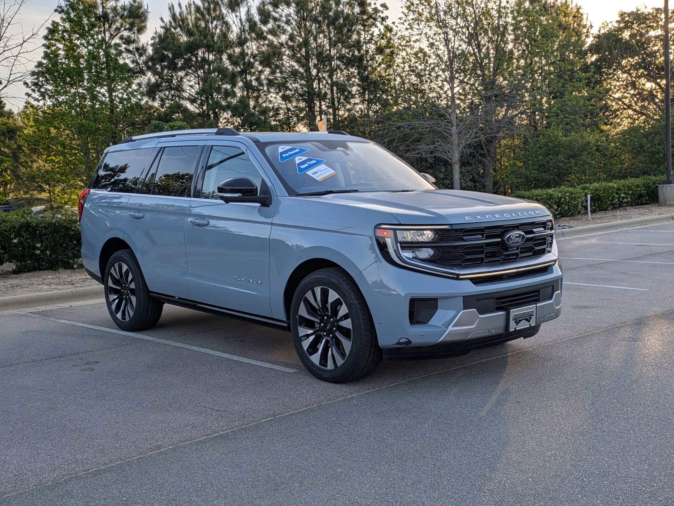 Certified 2025 Ford Expedition Platinum w/ Driver's Package