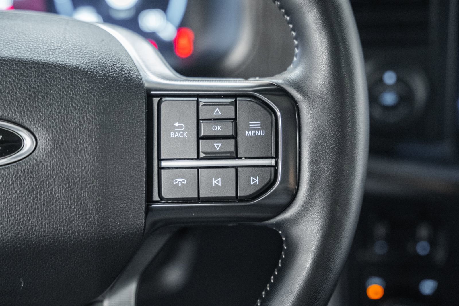 Certified 2023 Ford F150 Platinum w/ Max Trailer Tow Package image 39