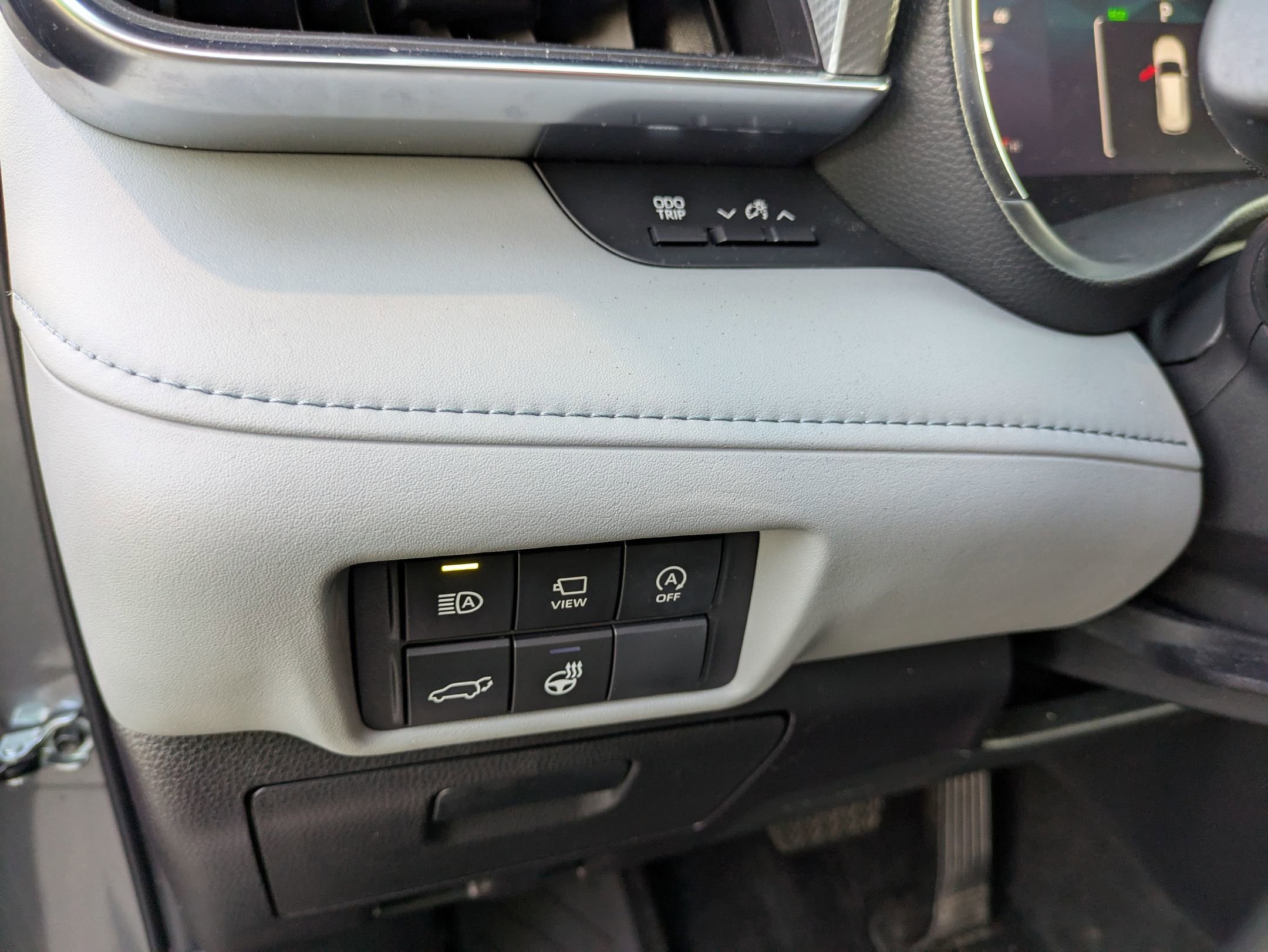 Used 2023 Toyota Highlander Platinum image 17