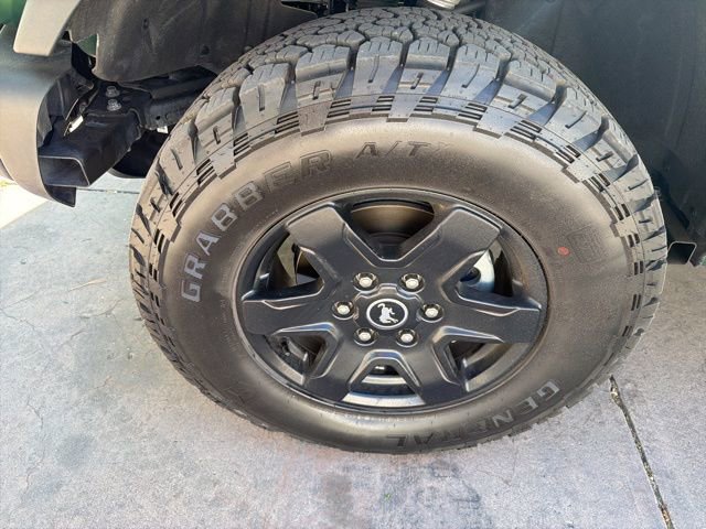 Certified 2024 Ford Bronco Black Diamond AWD/4WD image 11