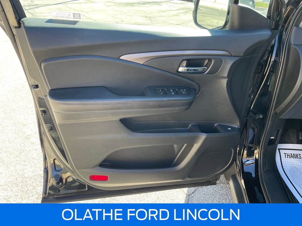 Used 2019 Honda Ridgeline Sport image 10