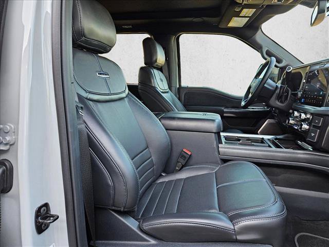 Certified 2025 Ford F250 4x4 Crew Cab Super Duty image 17