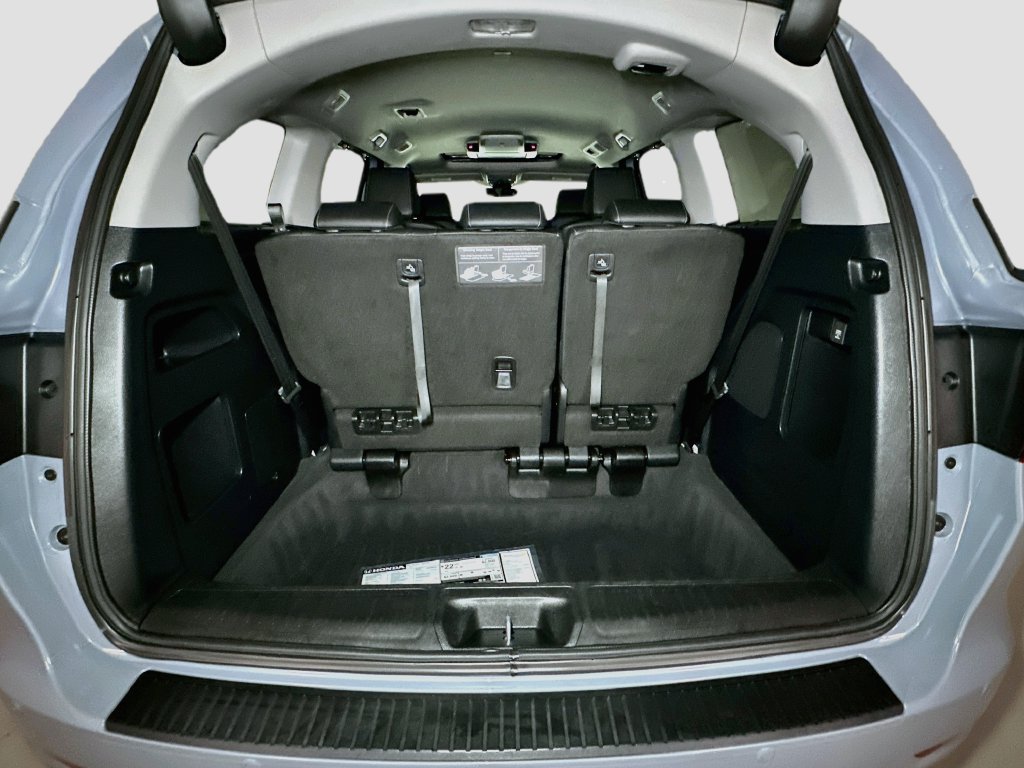 Used 2023 Honda Odyssey Touring image 37