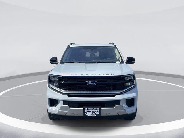 Certified 2025 Ford Expedition Platinum image 2