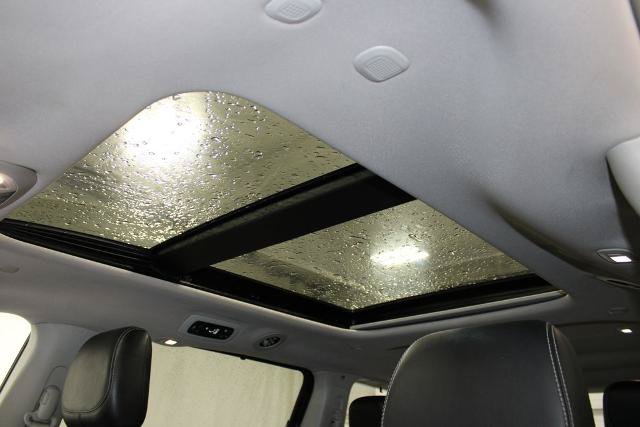 Used 2023 Chrysler Pacifica Limited FWD image 18