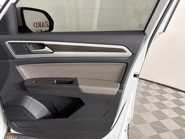Used 2022 Volkswagen Atlas SE FWD image 36