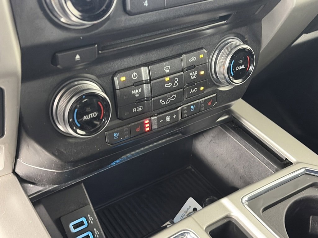 Certified 2018 Ford F150 Lariat w/ Equipment Group 502A Luxury image 21