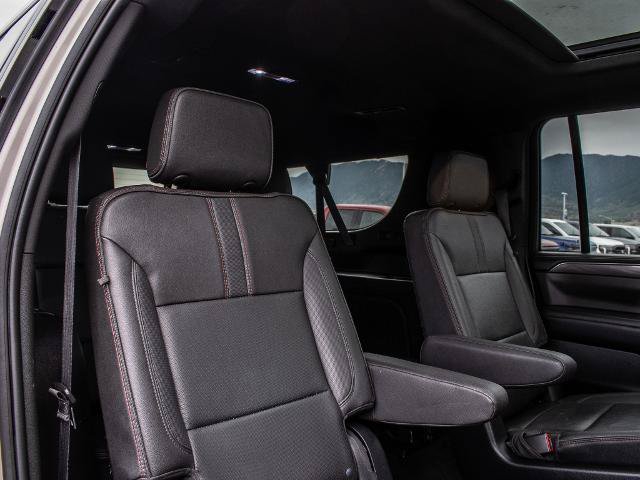 Used 2023 Chevrolet Suburban RST w/ Luxury Package AWD/4WD image 28