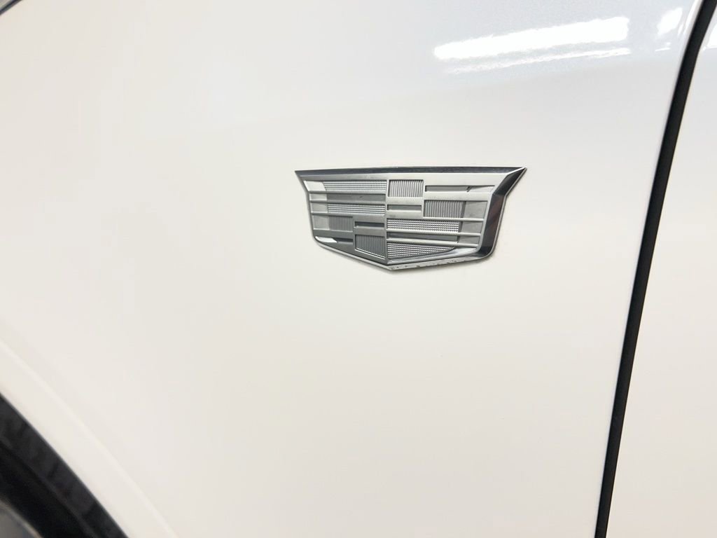 Used 2017 Cadillac XT5 Luxury w/ Driver Awareness Package AWD/4WD image 36