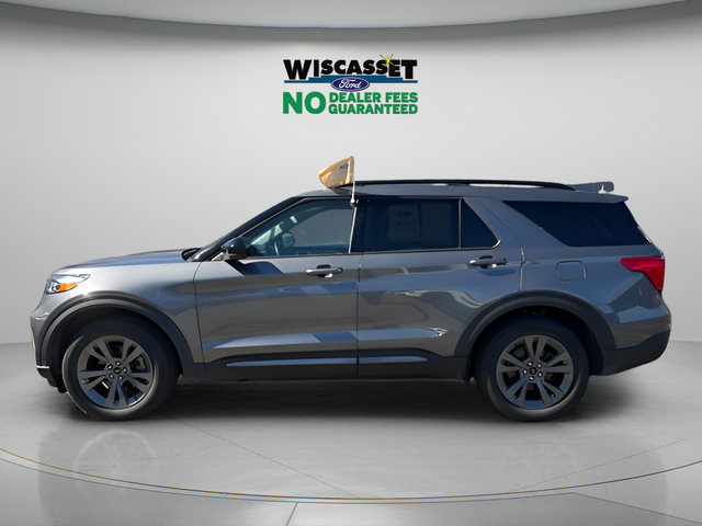 Certified 2023 Ford Explorer XLT w/ Equipment Group 202A AWD/4WD image 4