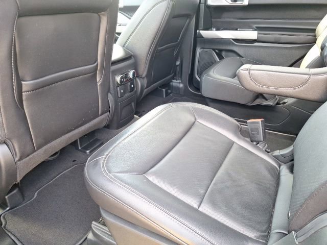 Certified 2023 Ford Explorer Limited w/ Hybrid Equipment Group 310A image 18