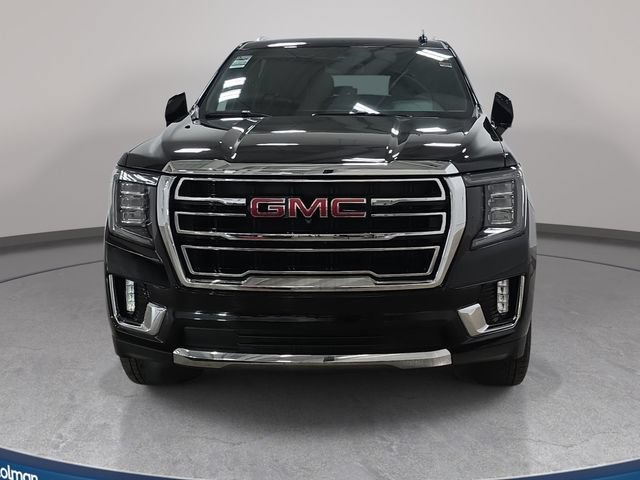 Used 2024 GMC Yukon XL SLT w/ SLT Luxury Package AWD/4WD image 3