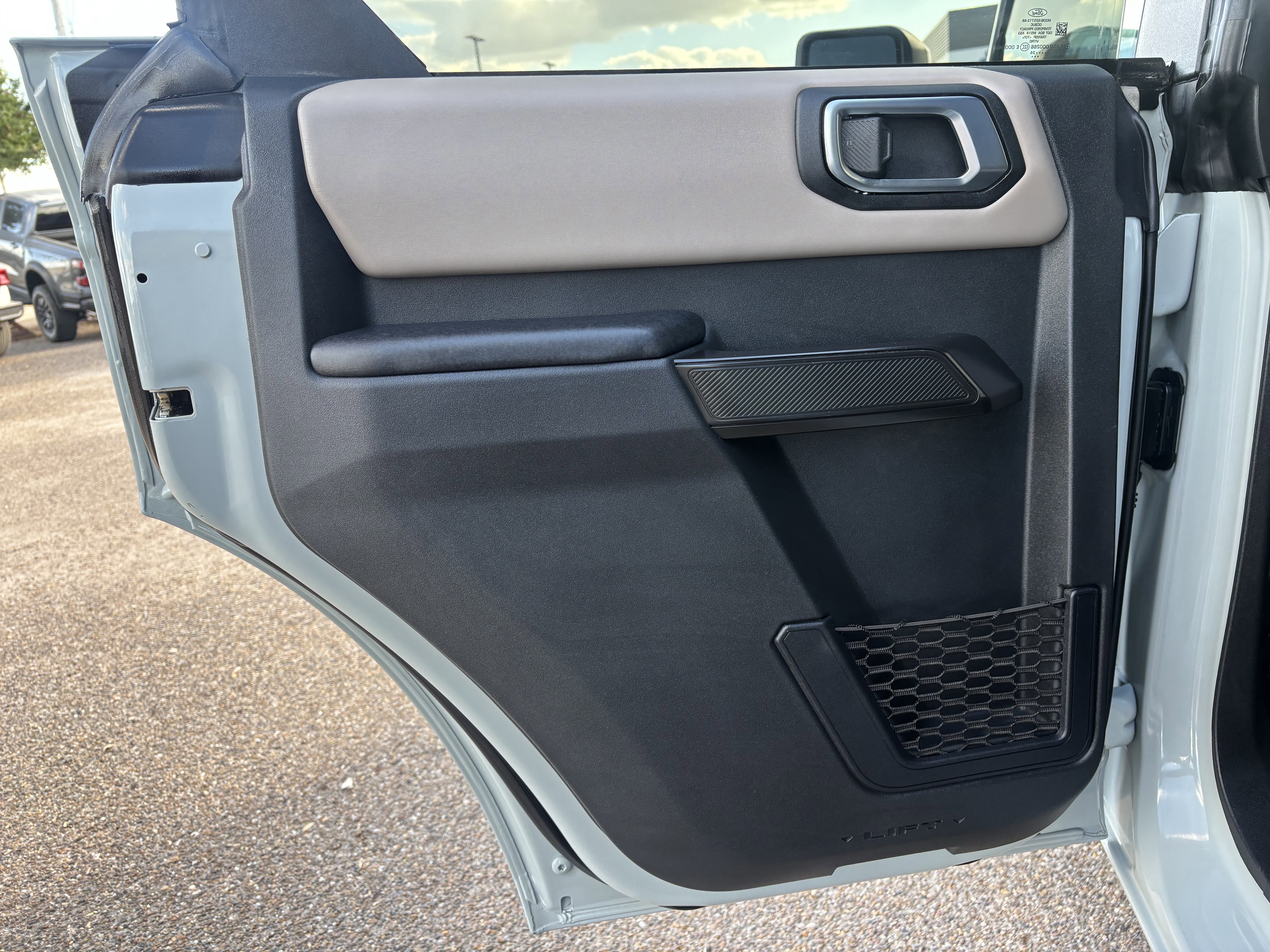 Certified 2024 Ford Bronco Wildtrak image 14