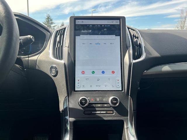 Certified 2022 Ford Edge Titanium w/ Equipment Group 301A image 26