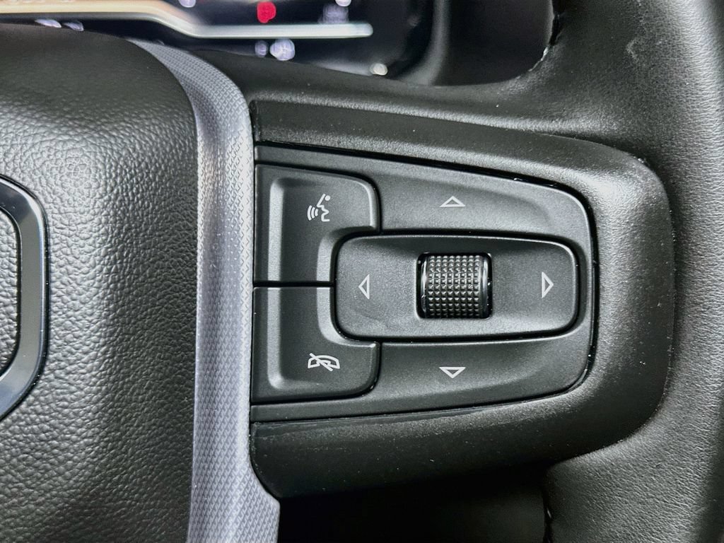 Used 2023 GMC Yukon Denali AWD/4WD image 35