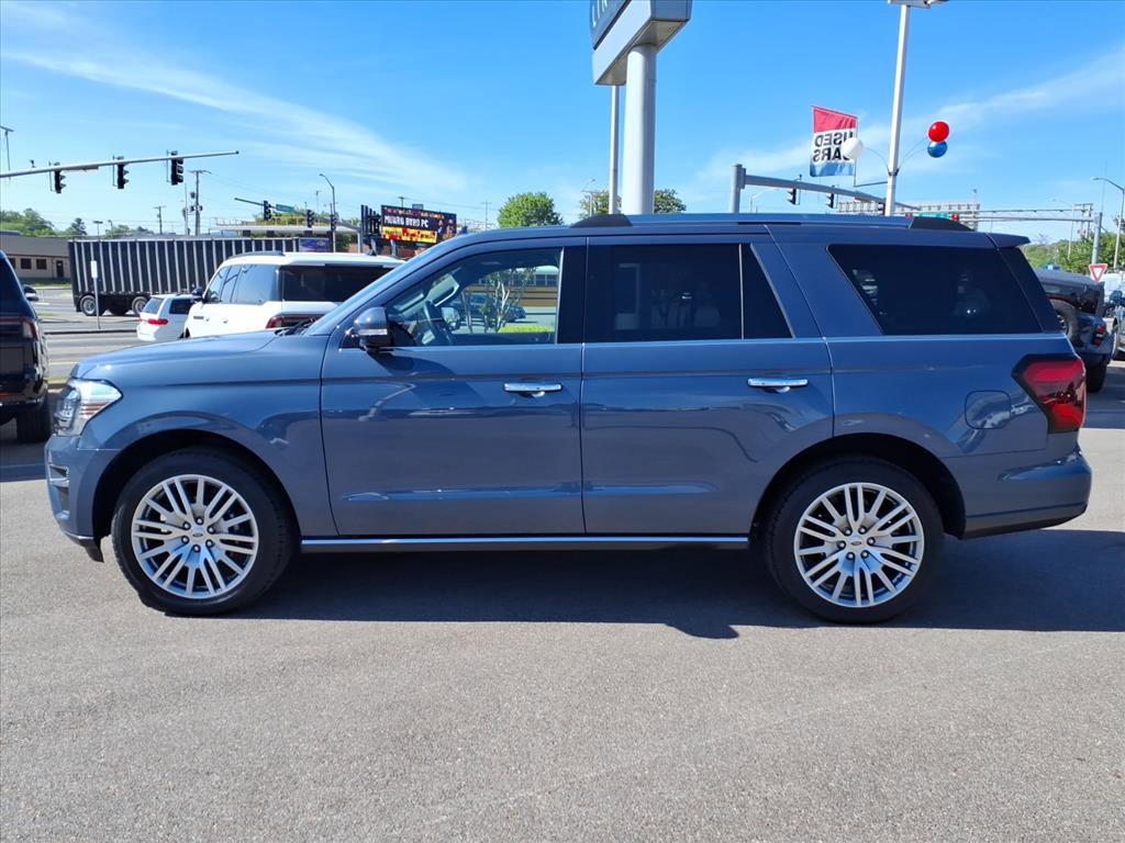 Certified 2023 Ford Expedition Limited AWD/4WD image 2
