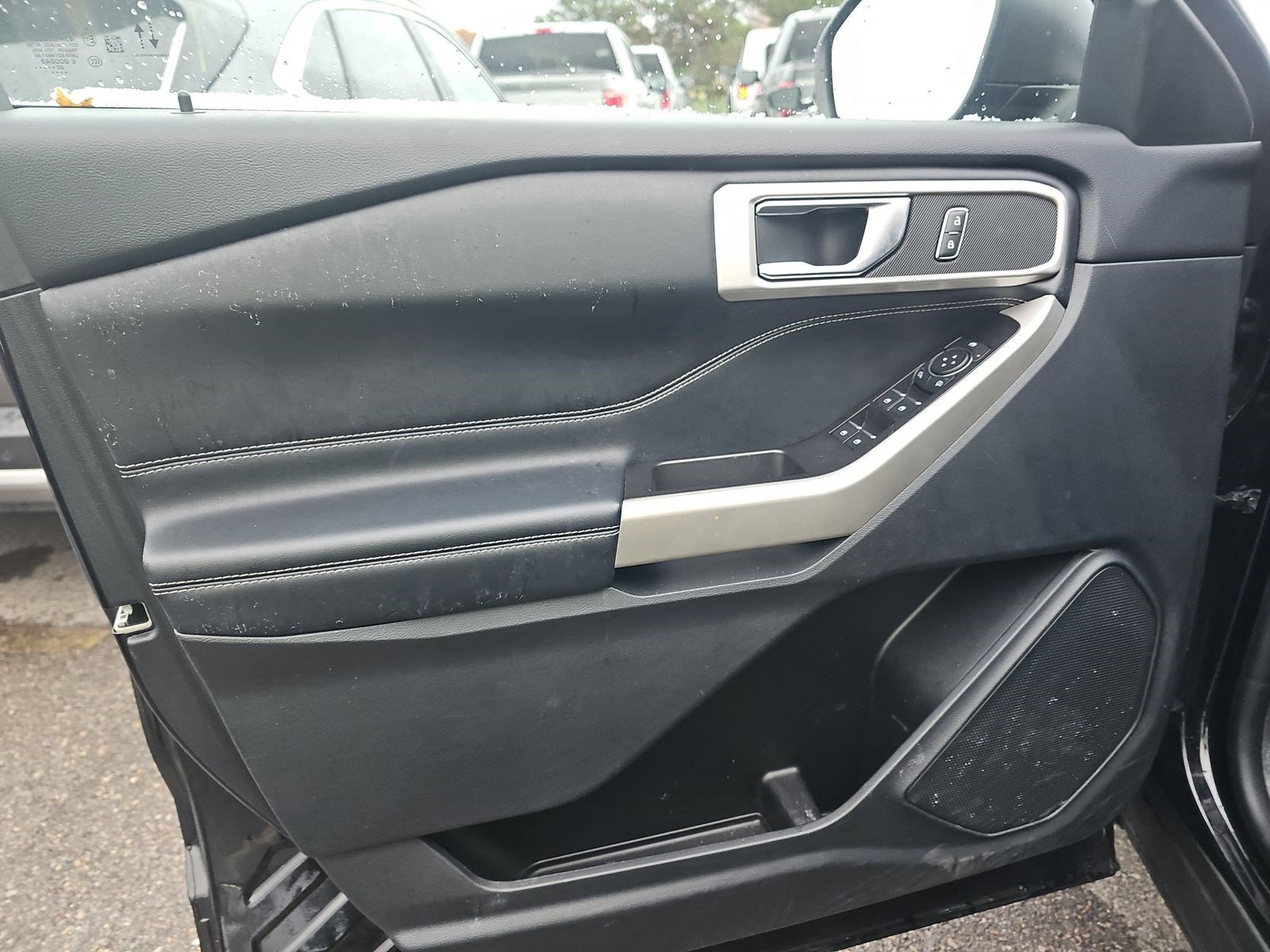 Certified 2022 Ford Explorer XLT w/ Equipment Group 202A image 15