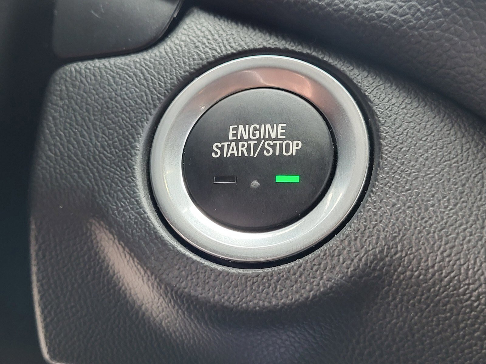 Used 2023 Chevrolet Equinox LT w/ LPO, Floor Liner Package image 24