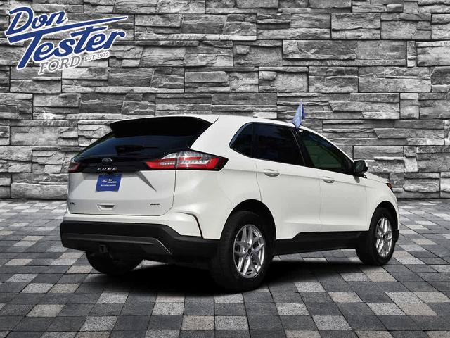 Certified 2024 Ford Edge SEL w/ Convenience Package AWD/4WD image 3