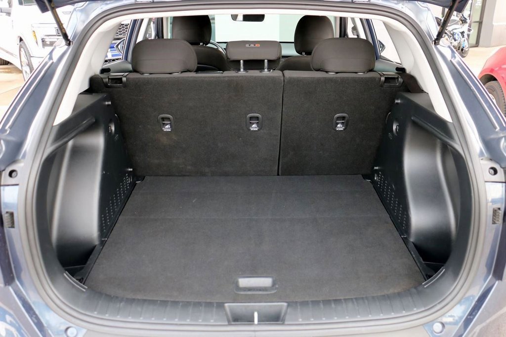 Used 2025 Hyundai Kona SEL image 31