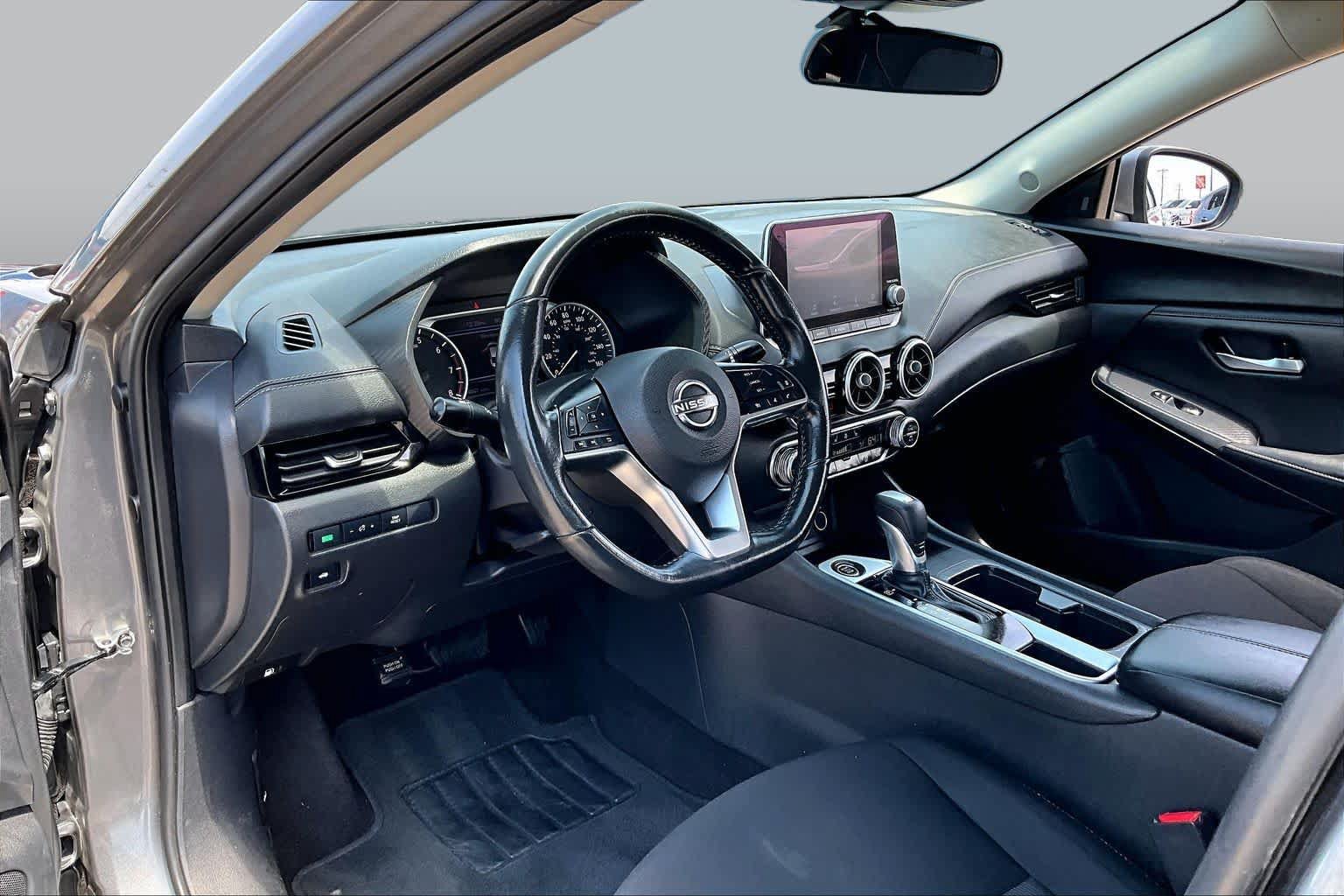 Used 2024 Nissan Sentra SV w/ All-Weather Package FWD image 17