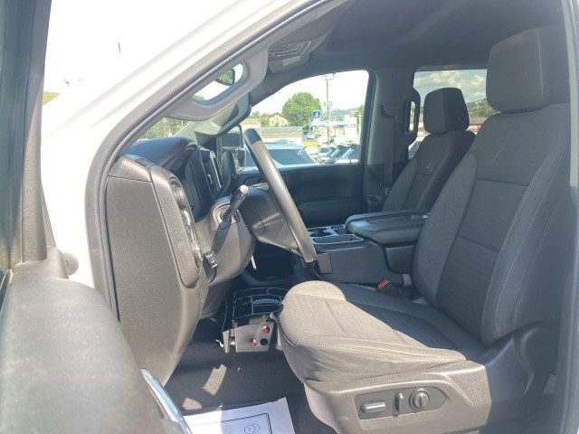 Used 2022 Chevrolet Silverado 2500 Custom w/ Custom Value Package AWD/4WD image 11
