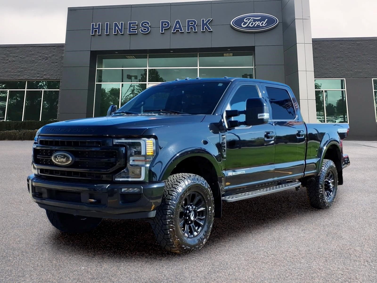 Certified 2021 Ford F350 4x4 Crew Cab Super Duty image 3