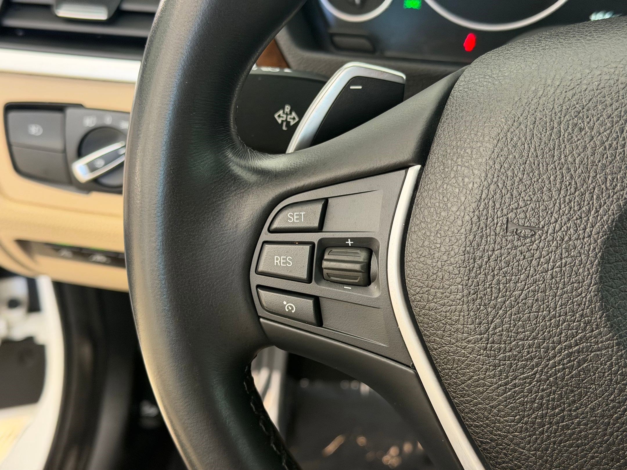 Used 2020 BMW 430i Convertible w/ Convenience Package image 14