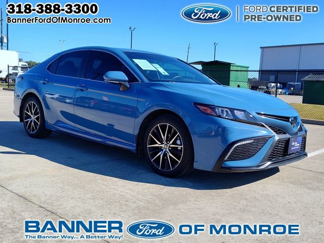 Used 2024 Toyota Camry SE image 9