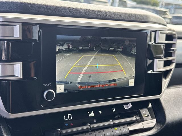 Used 2025 Toyota Tundra SR5 w/ SR5 Convenience Package AWD/4WD image 12