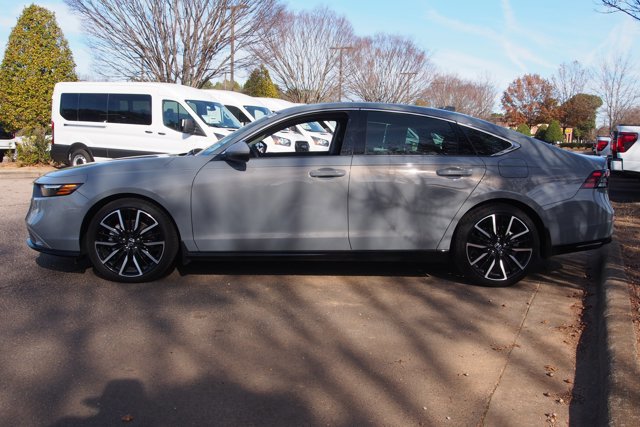 Used 2024 Honda Accord Touring image 4
