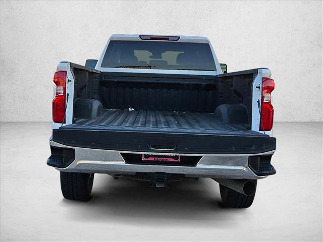 Used 2025 Chevrolet Silverado 2500 LT w/ Convenience Package AWD/4WD image 6