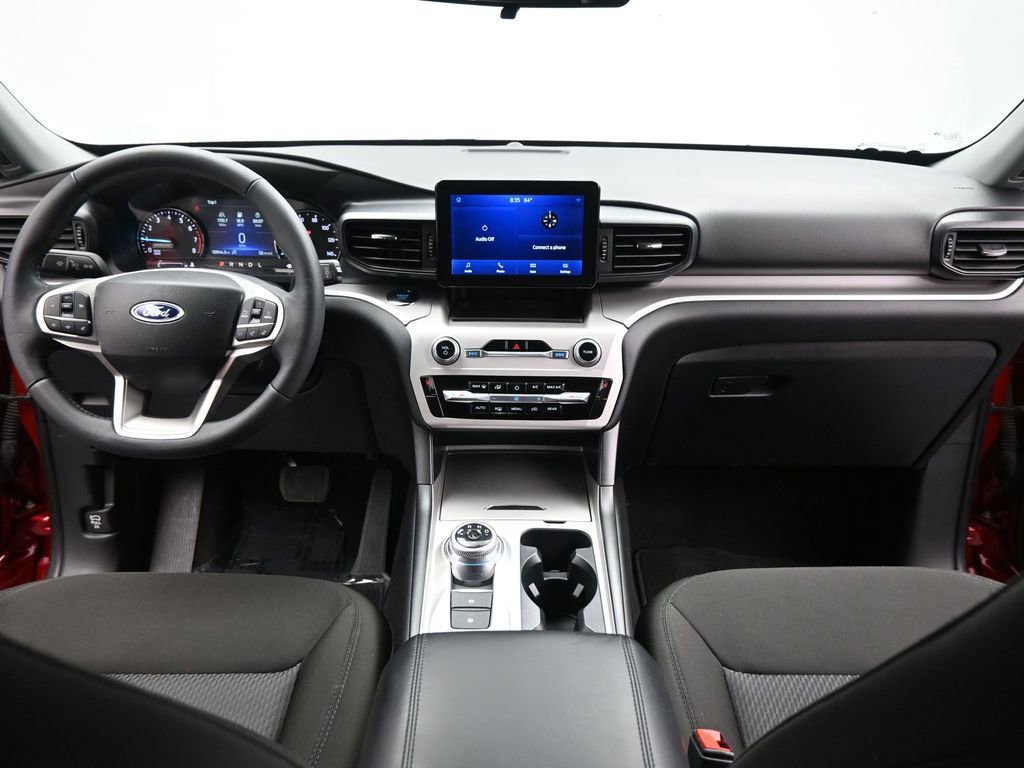 Certified 2024 Ford Explorer XLT image 49