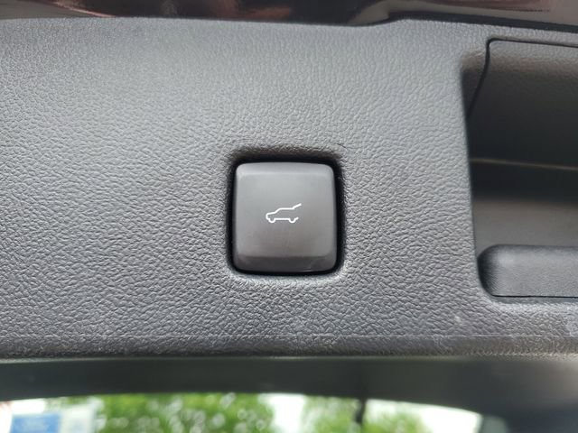 Certified 2024 Ford Escape ST-Line w/ Tech Pack #1 AWD/4WD image 9