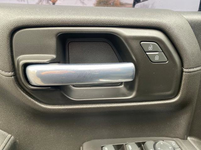 Used 2020 Chevrolet Silverado 1500 LT w/ Texas Edition image 14