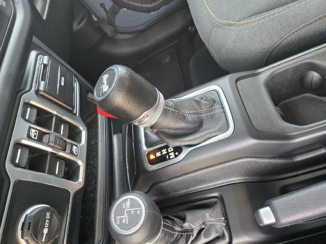 Used 2024 Jeep Wrangler Unlimited Sahara AWD/4WD image 17
