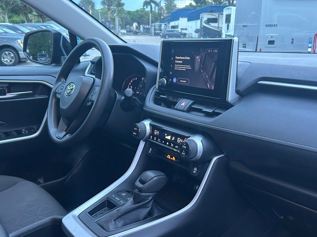 Used 2024 Toyota RAV4 XLE image 25